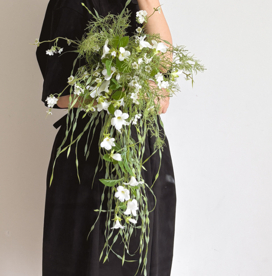 1001 Drop Artificial Cascade Bouquet Review: Elegant, Timeless, and Perfect for Wedding Photography